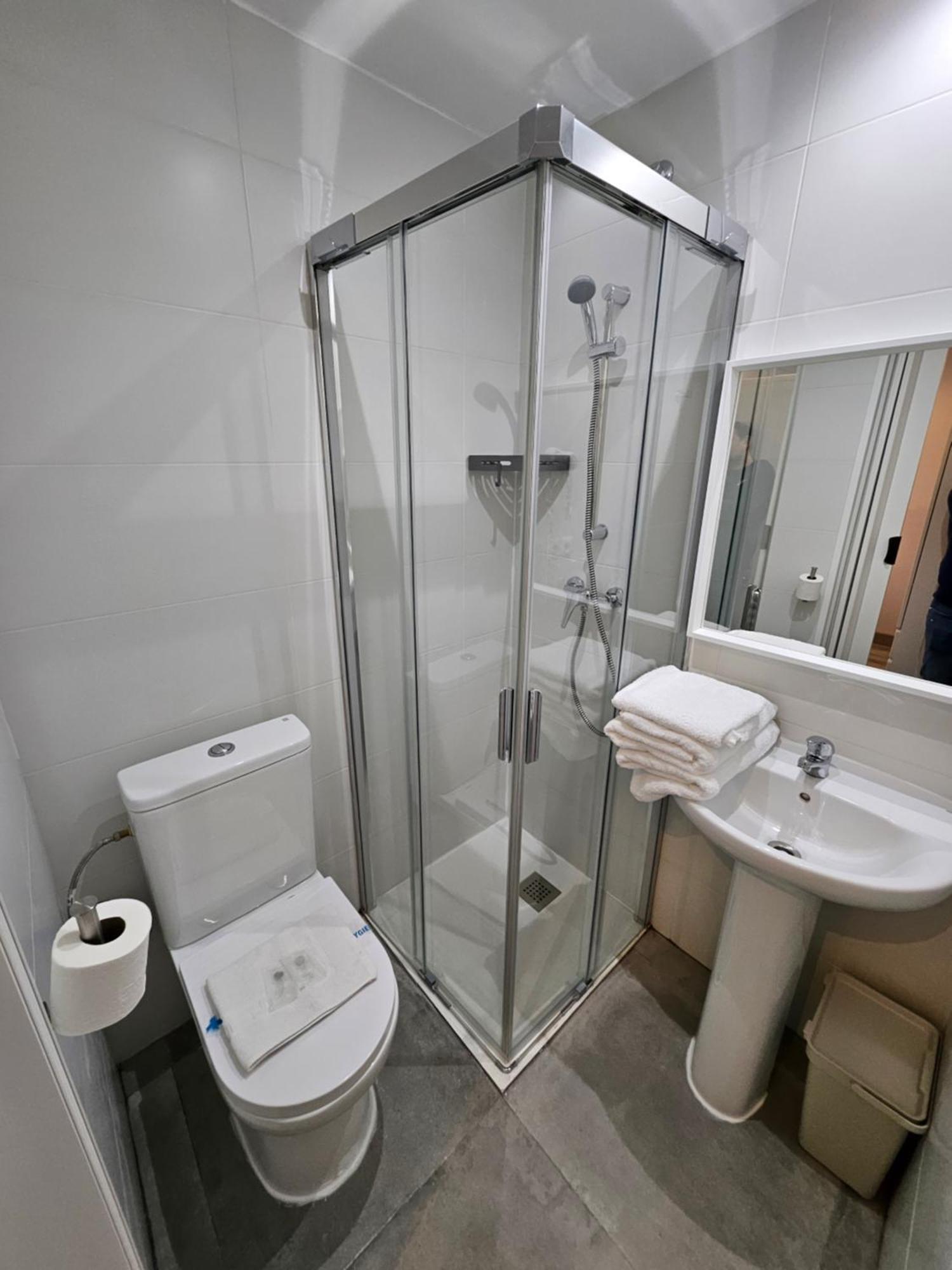 Hostal Foncalada Oviedo Eksteriør bilde
