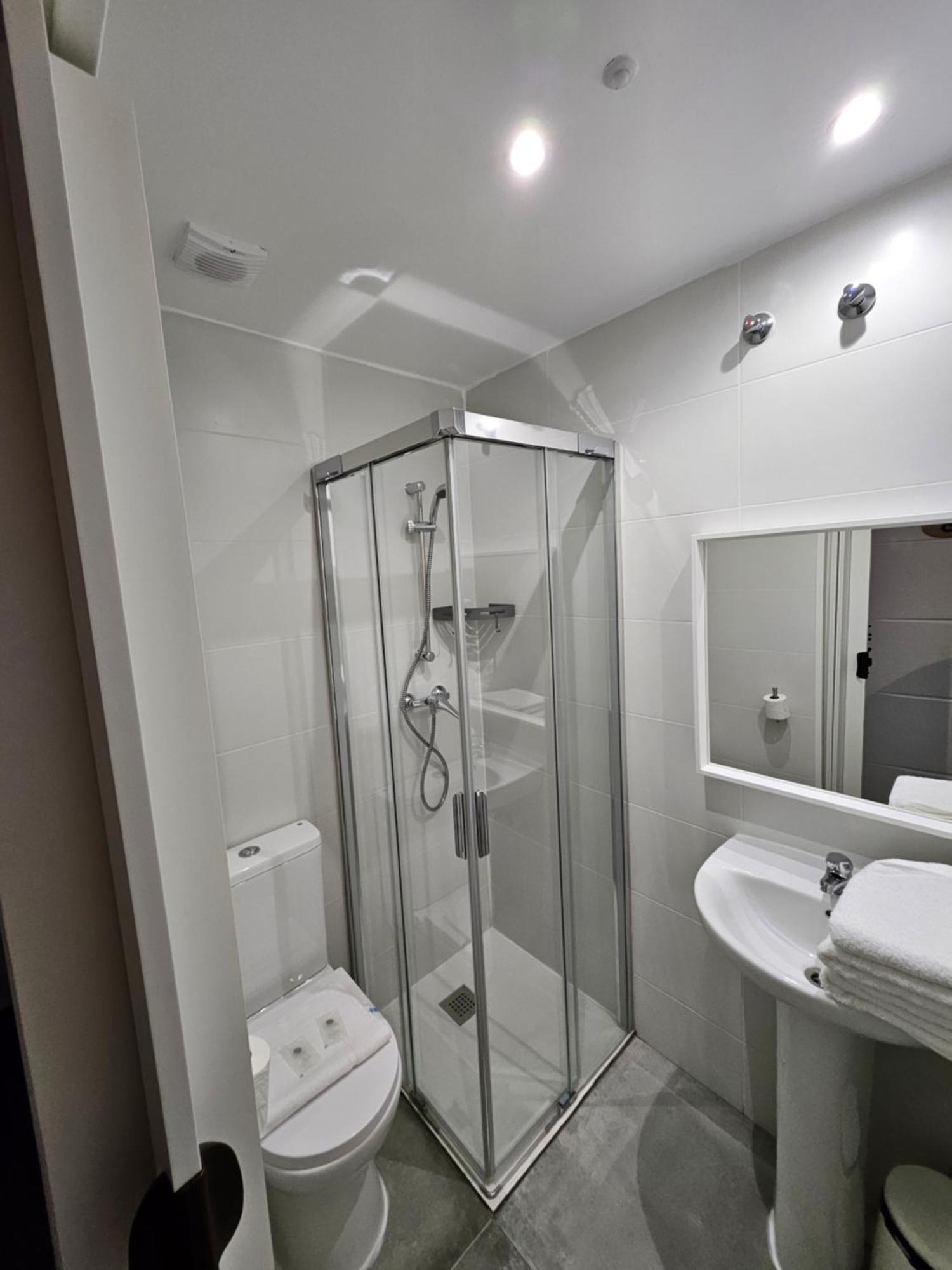 Hostal Foncalada Oviedo Eksteriør bilde